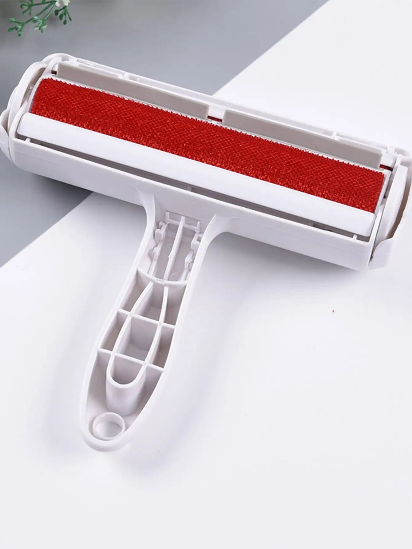 Pet Hair Roller Remover Lint Brush 2-Way Dog Cat Comb Tool Convenient Cleaning Dog Cat Fur Brush Base Home Furniture Sofa Clothe